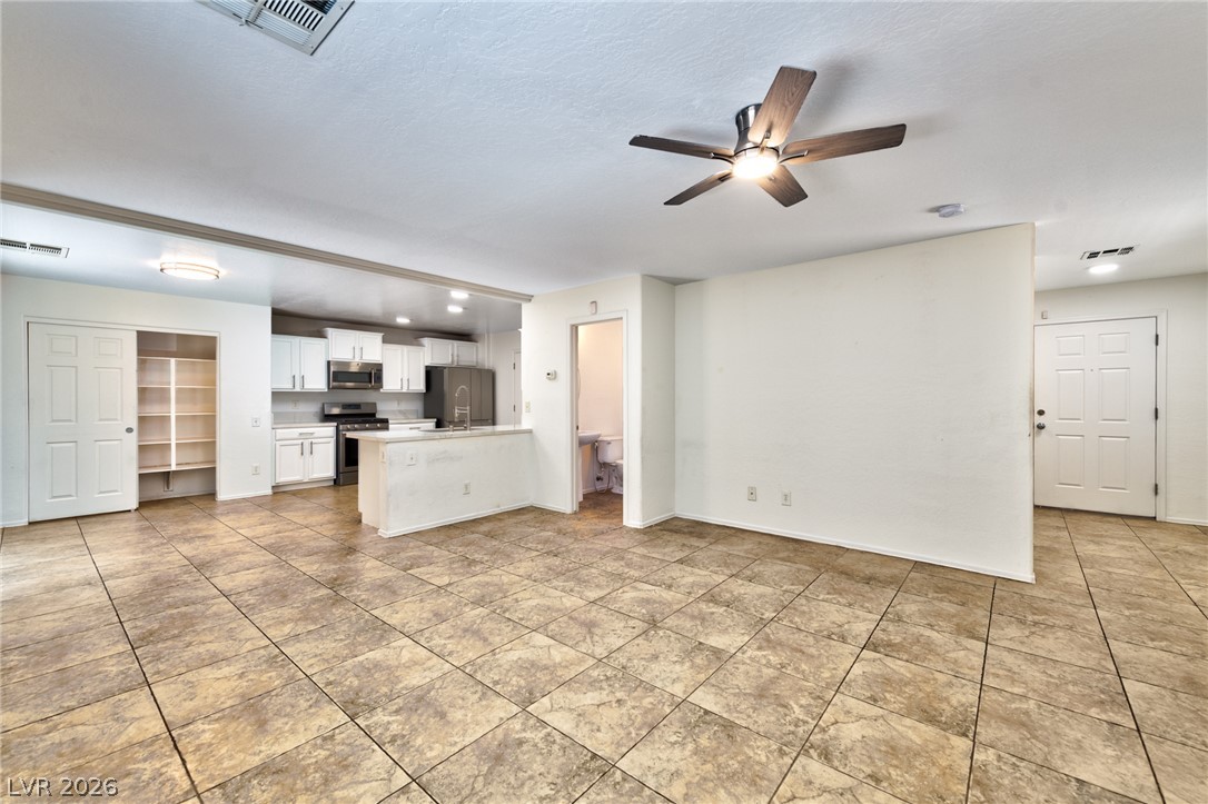 8940 Marmo Avenue Las Vegas NV 89148