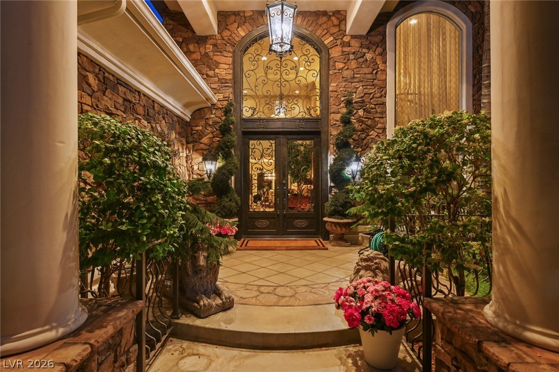 2009 Redbird Drive Las Vegas NV 89134