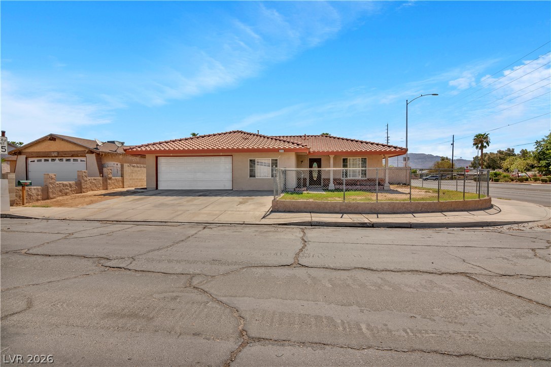 2410 East Oak Glen Way Las Vegas NV 89115