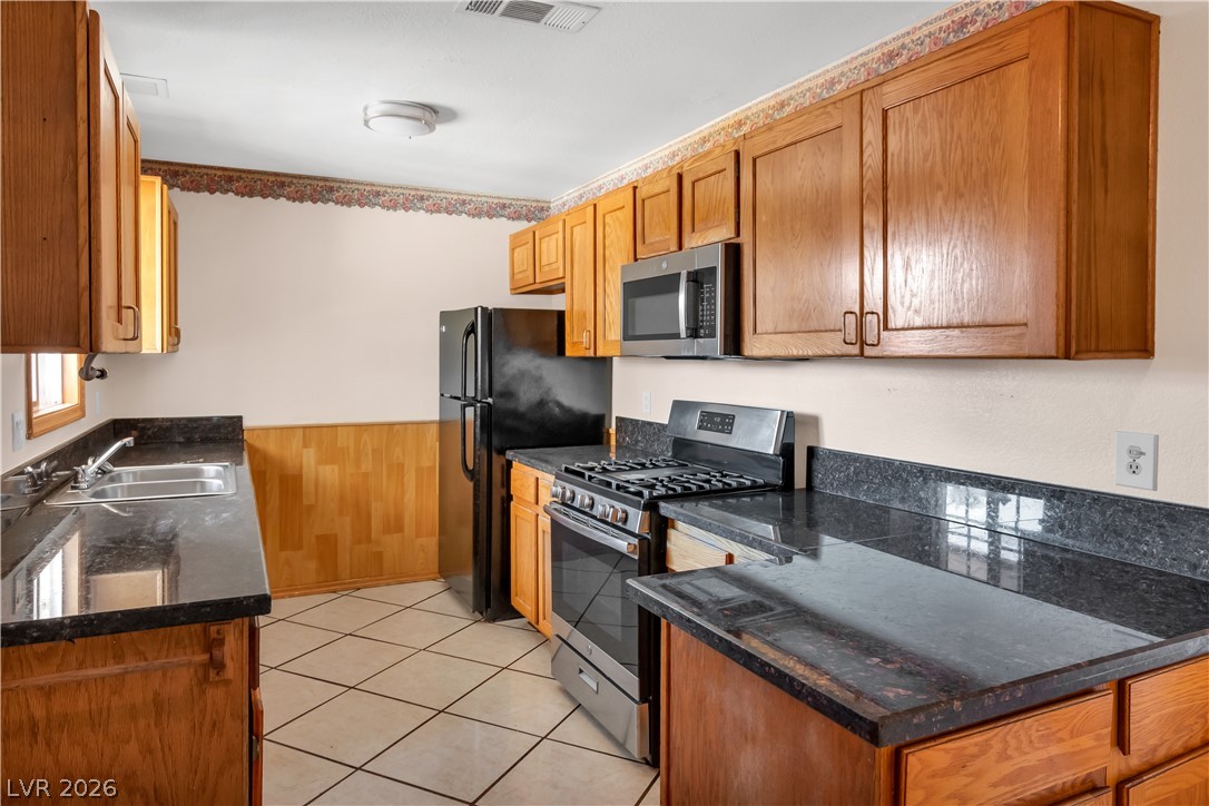 2410 East Oak Glen Way Las Vegas NV 89115