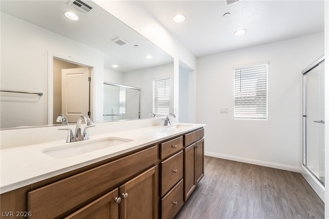 9332 Juniper Shade Street Las Vegas NV 89178