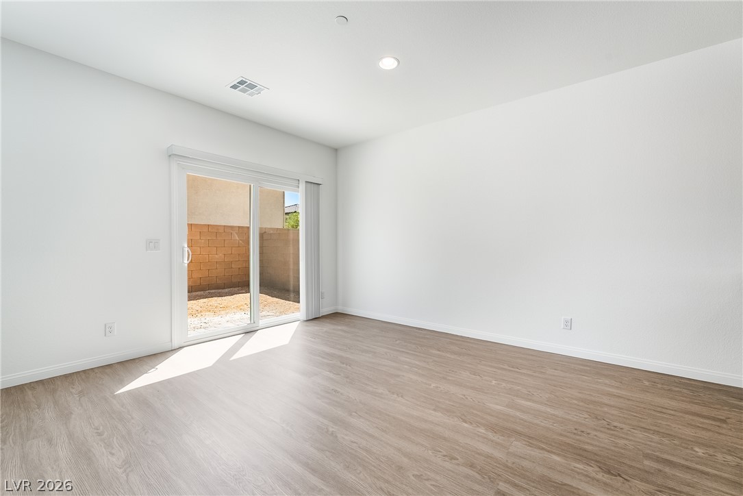 9332 Juniper Shade Street Las Vegas NV 89178