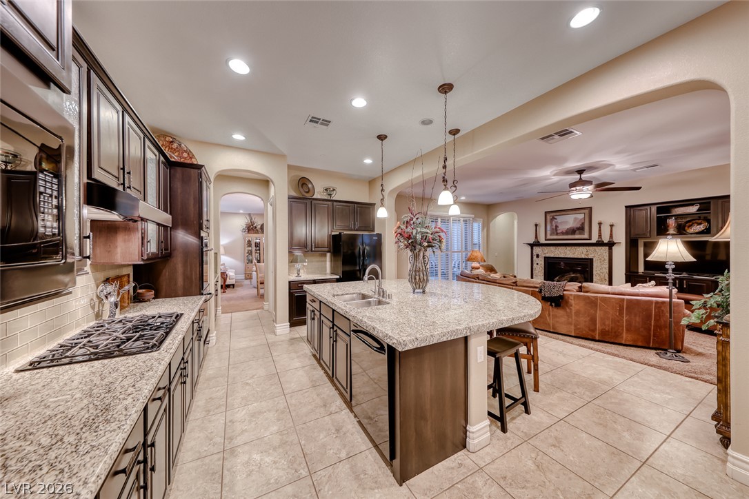 41 Moltrasio Lane Henderson NV 89011