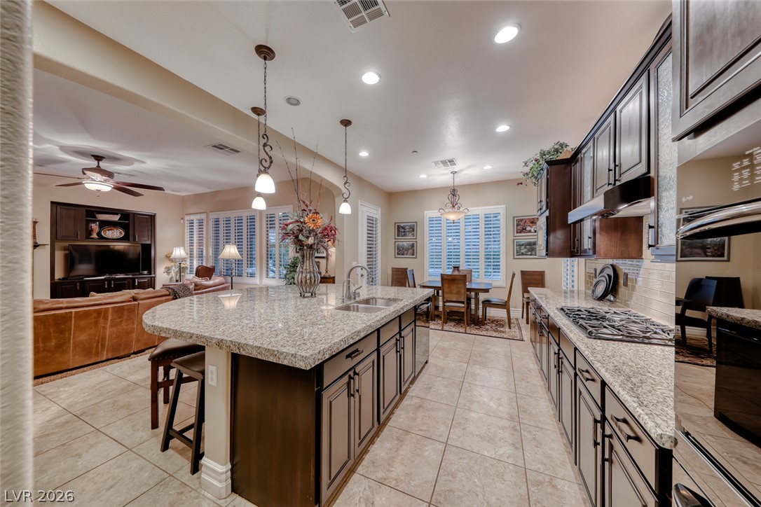 41 Moltrasio Lane Henderson NV 89011