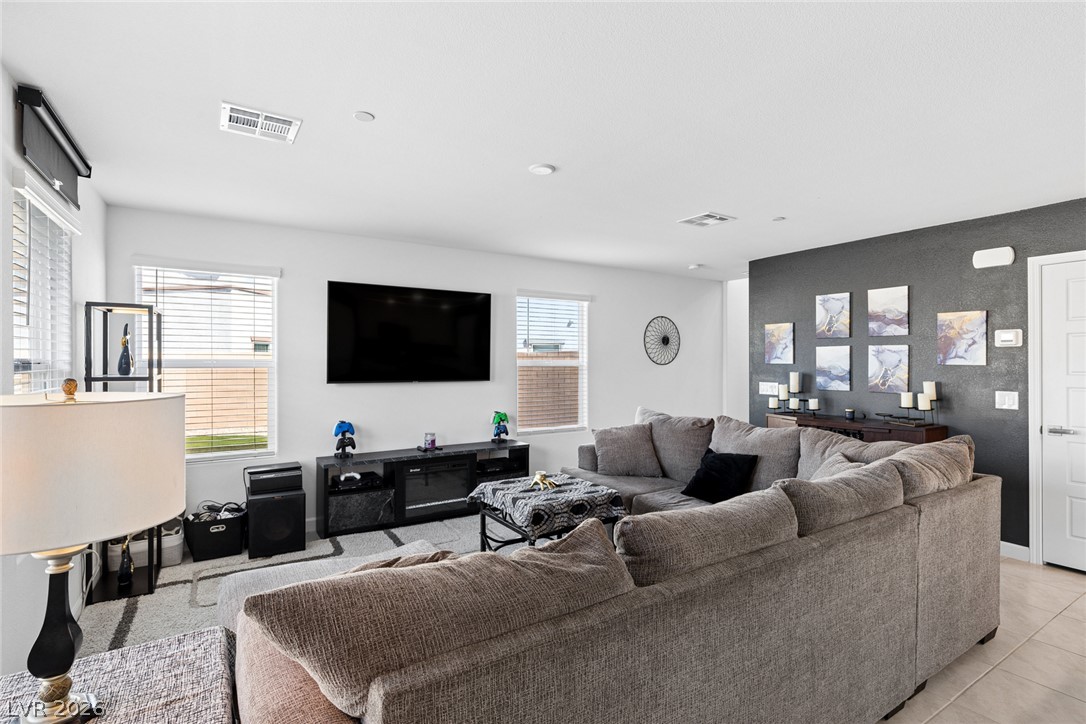 769 Spidersilk Track Street Henderson NV 89011