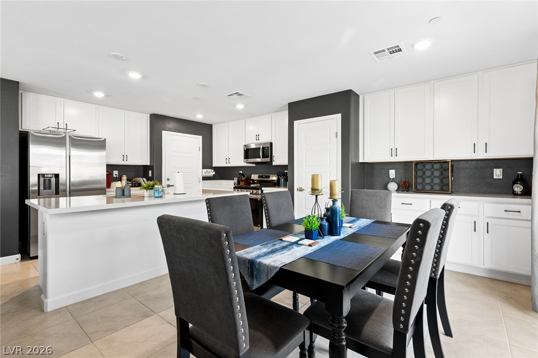 769 Spidersilk Track Street Henderson NV 89011