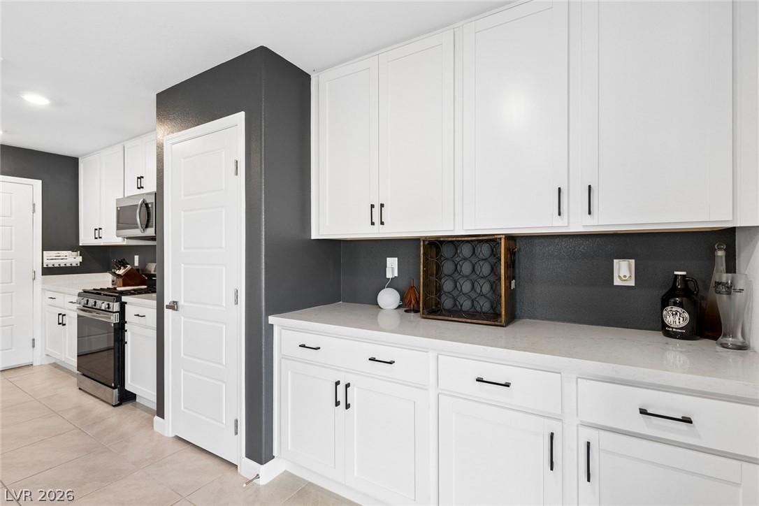 769 Spidersilk Track Street Henderson NV 89011