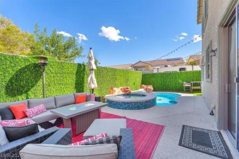 1612 Yellow Tulip Place Henderson NV 89012