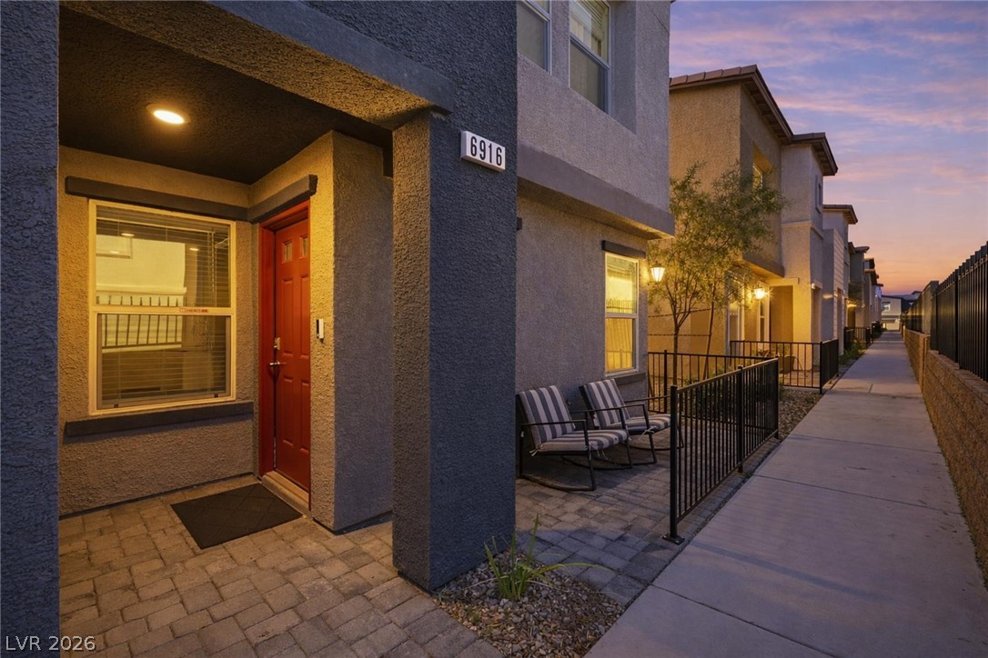 6916 Stratham Hill Street Las Vegas NV 89166