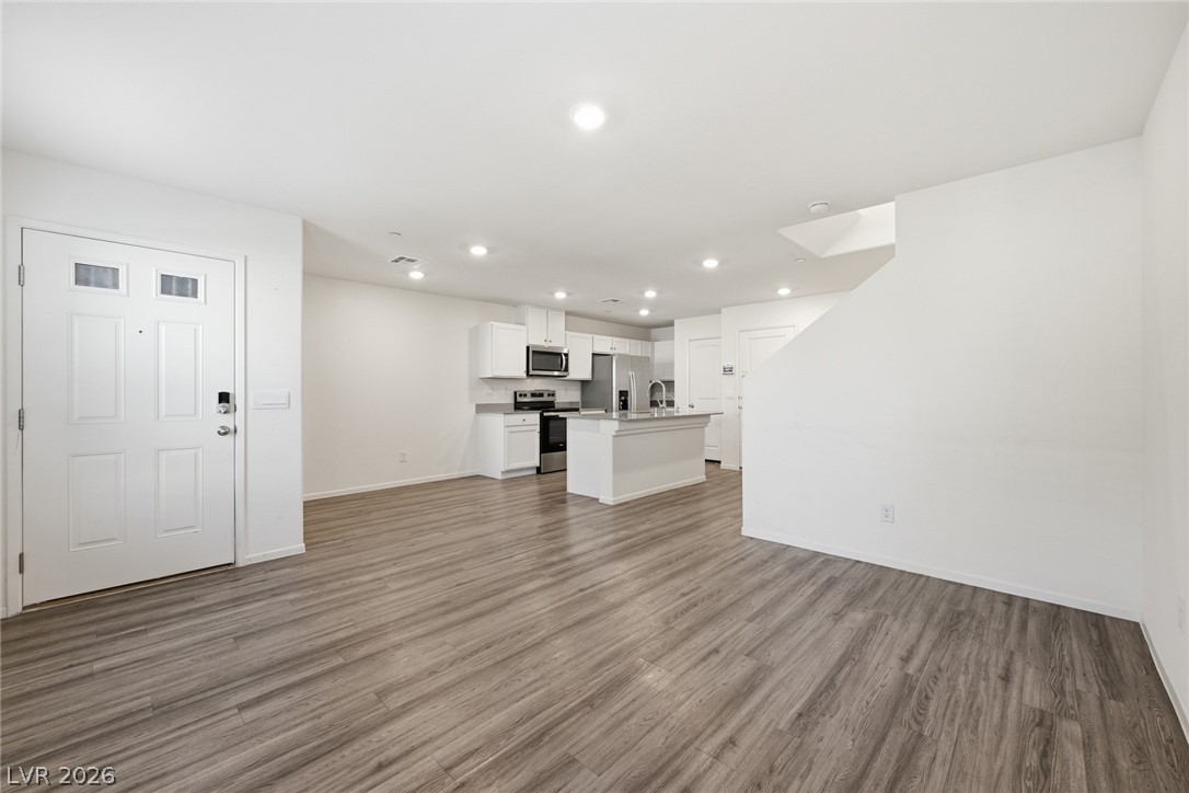 6916 Stratham Hill Street Las Vegas NV 89166