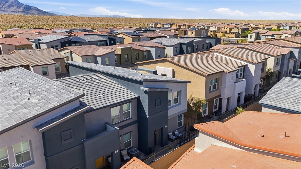 6916 Stratham Hill Street Las Vegas NV 89166