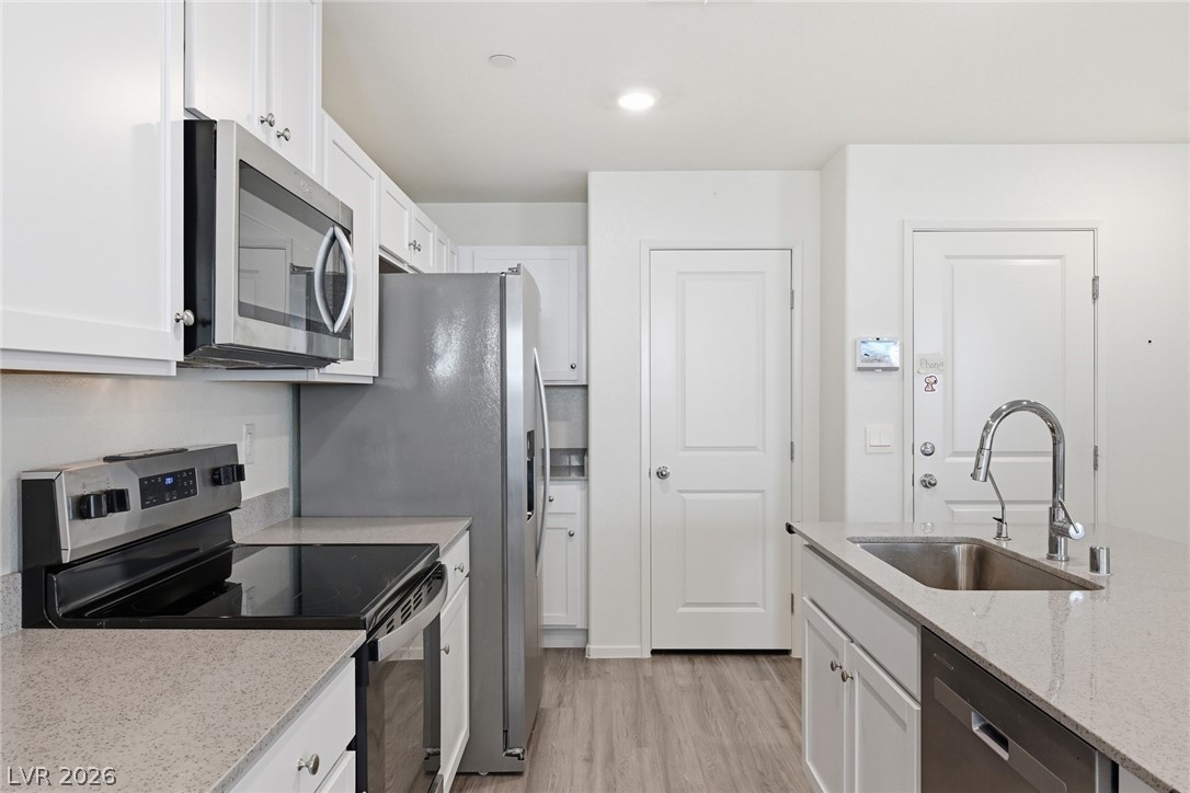 6916 Stratham Hill Street Las Vegas NV 89166