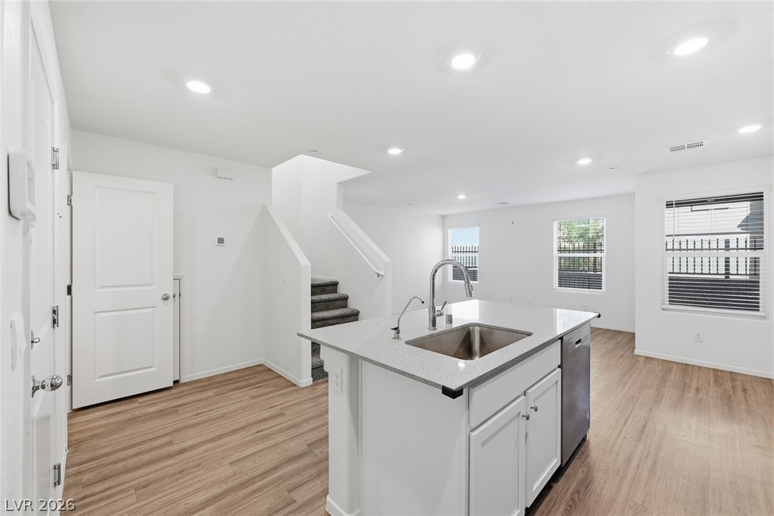 6916 Stratham Hill Street Las Vegas NV 89166