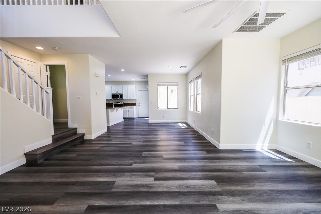 6649 Bluebell Garden Street Las Vegas NV 89149