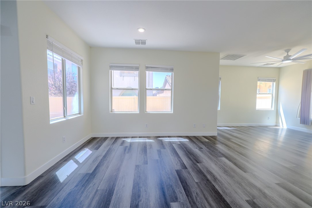 6649 Bluebell Garden Street Las Vegas NV 89149