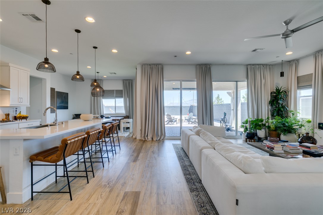 7514 Hadnot Street Las Vegas NV 89166