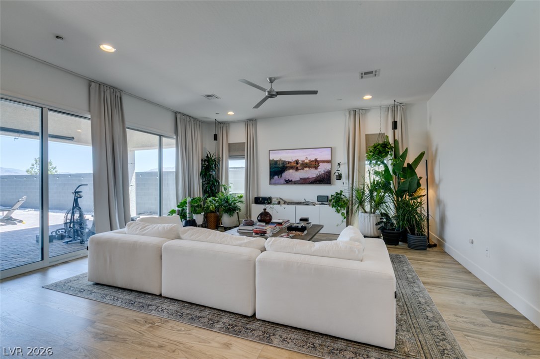 7514 Hadnot Street Las Vegas NV 89166