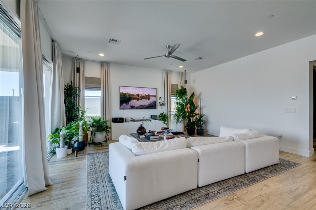 7514 Hadnot Street Las Vegas NV 89166