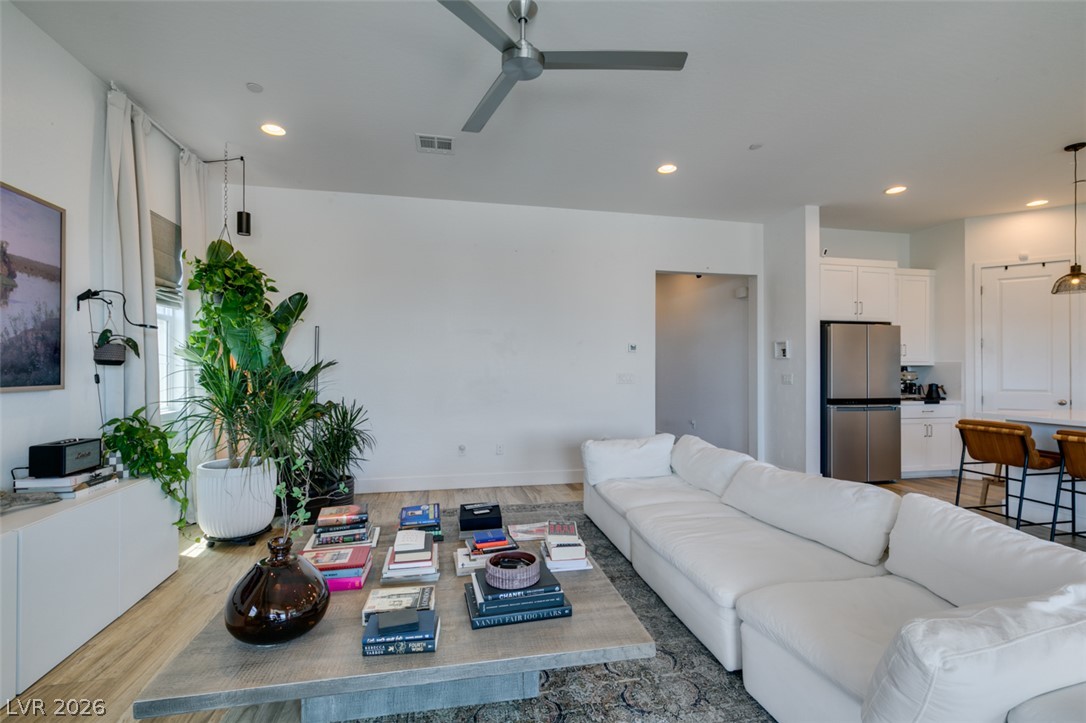 7514 Hadnot Street Las Vegas NV 89166