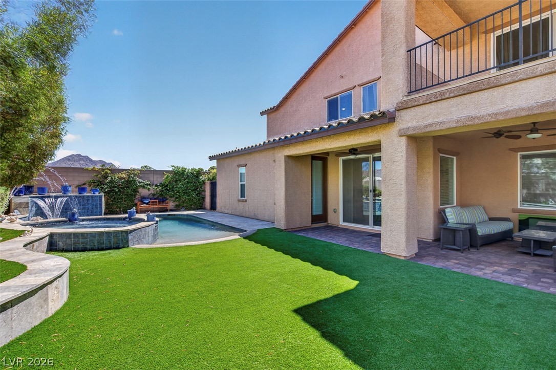 1824 Redland Ridge Street Henderson NV 89002