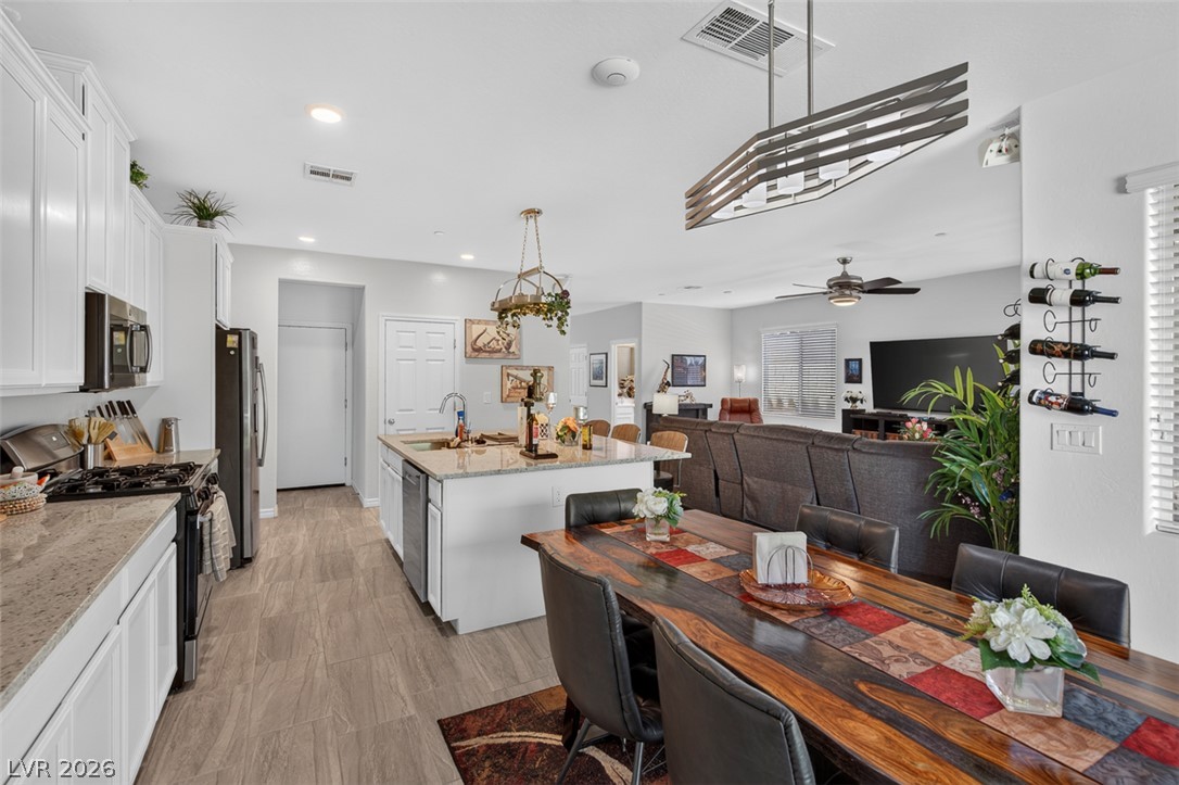 1824 Redland Ridge Street Henderson NV 89002