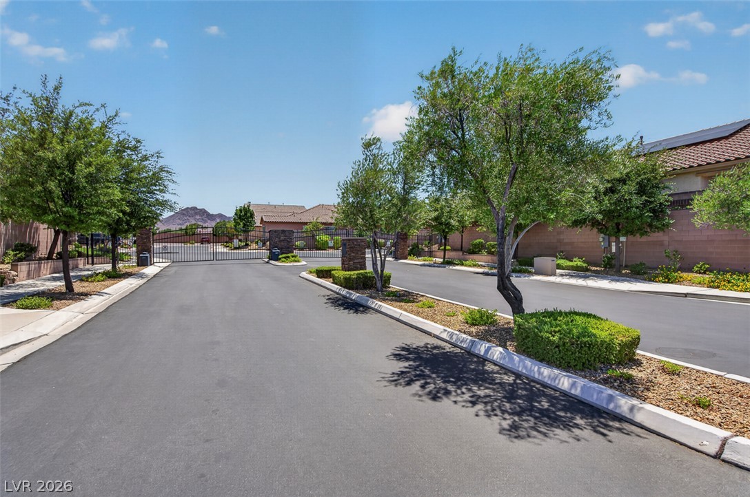 1824 Redland Ridge Street Henderson NV 89002
