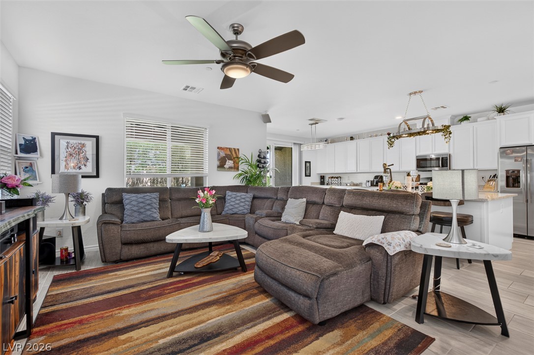 1824 Redland Ridge Street Henderson NV 89002