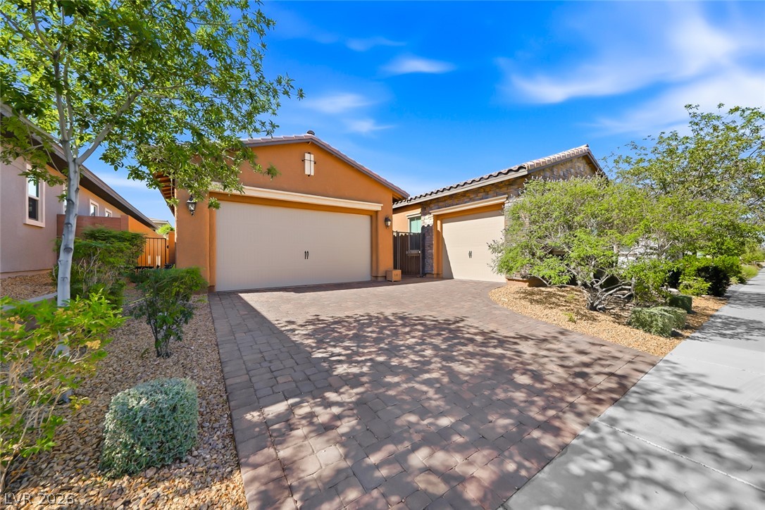 501 Wildflower Avenue Henderson NV 89011