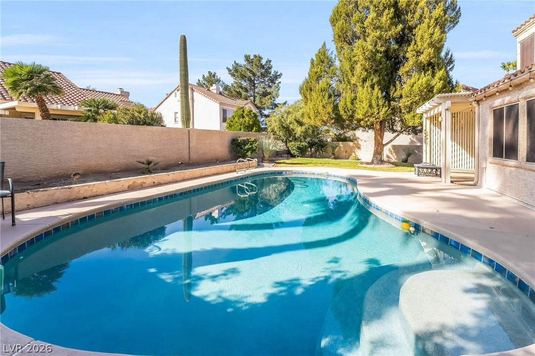547 British Court Henderson NV 89014