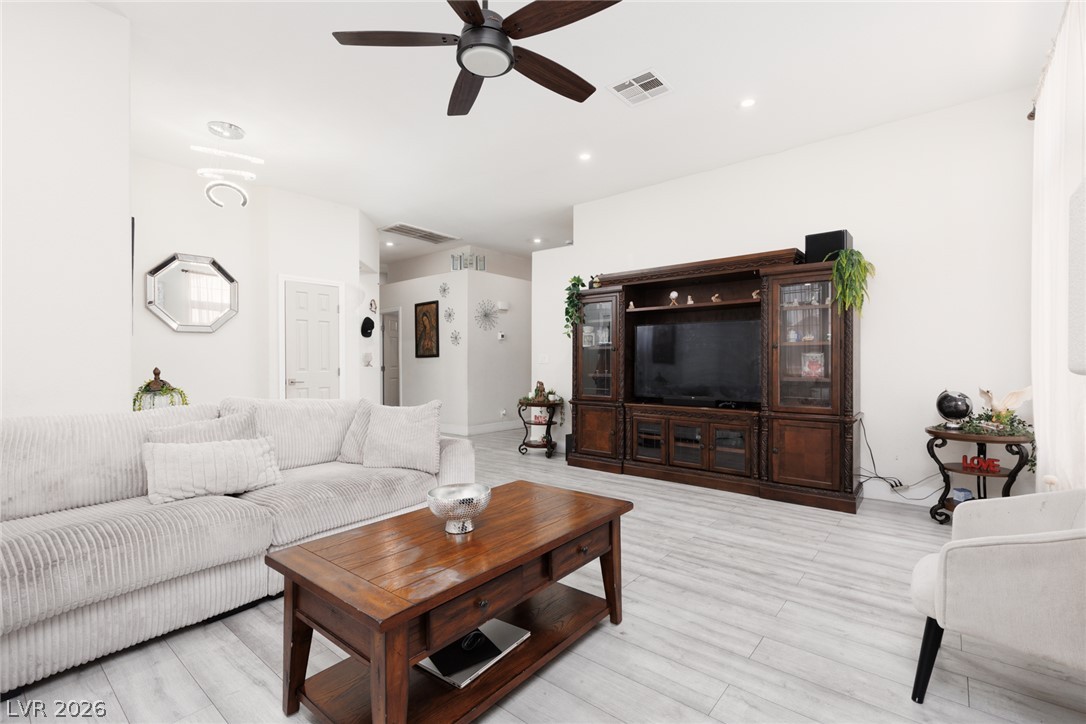 2357 Bridle Wreath Lane Las Vegas NV 89156