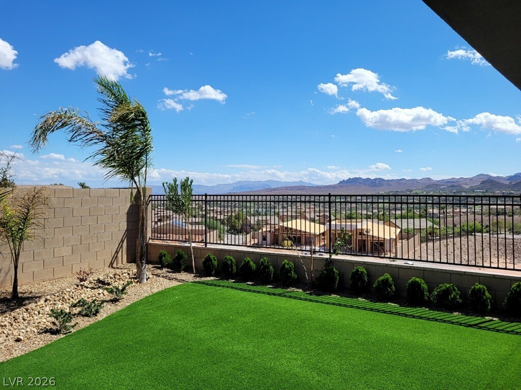81 Reverie Heights Avenue Henderson NV 89011