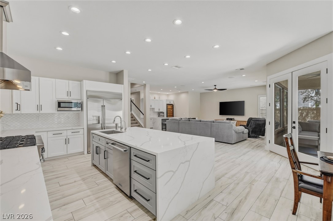 304 Queens Gate Court Las Vegas NV 89145
