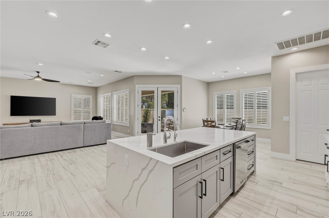 304 Queens Gate Court Las Vegas NV 89145