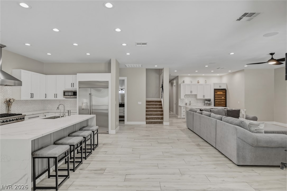 304 Queens Gate Court Las Vegas NV 89145