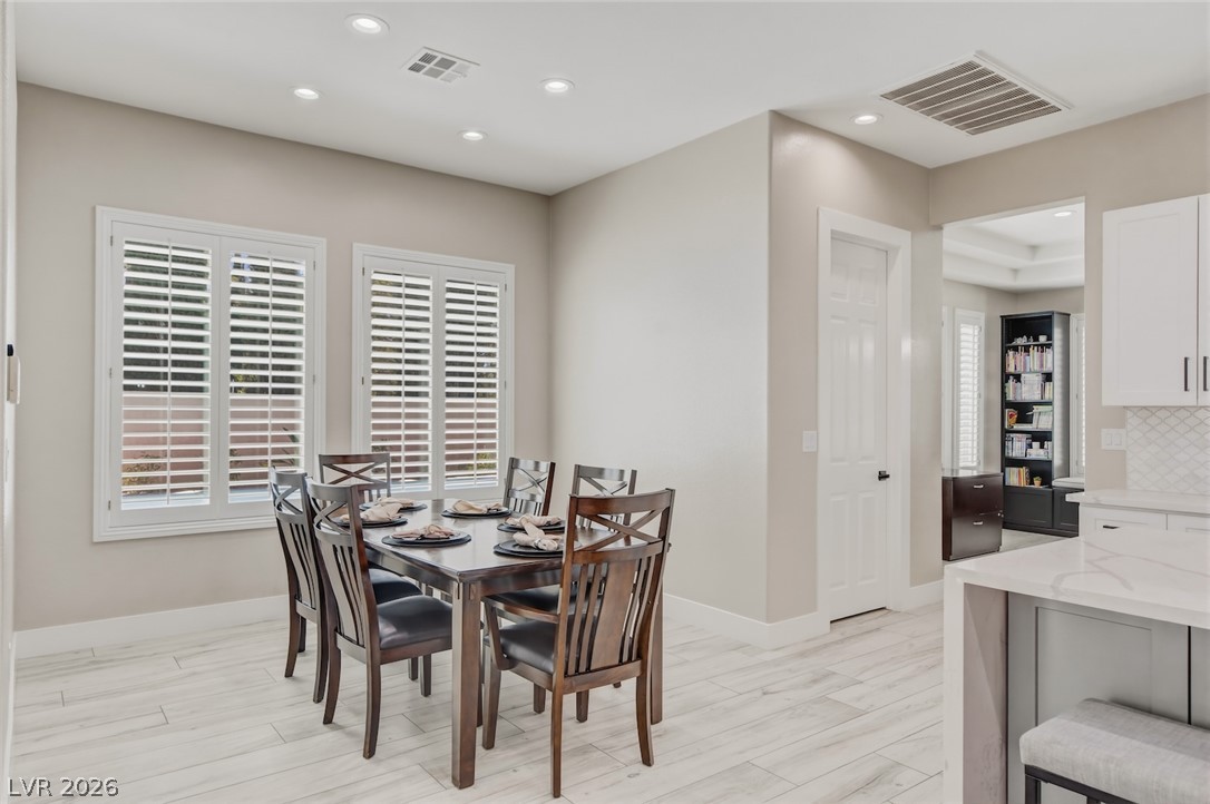 304 Queens Gate Court Las Vegas NV 89145