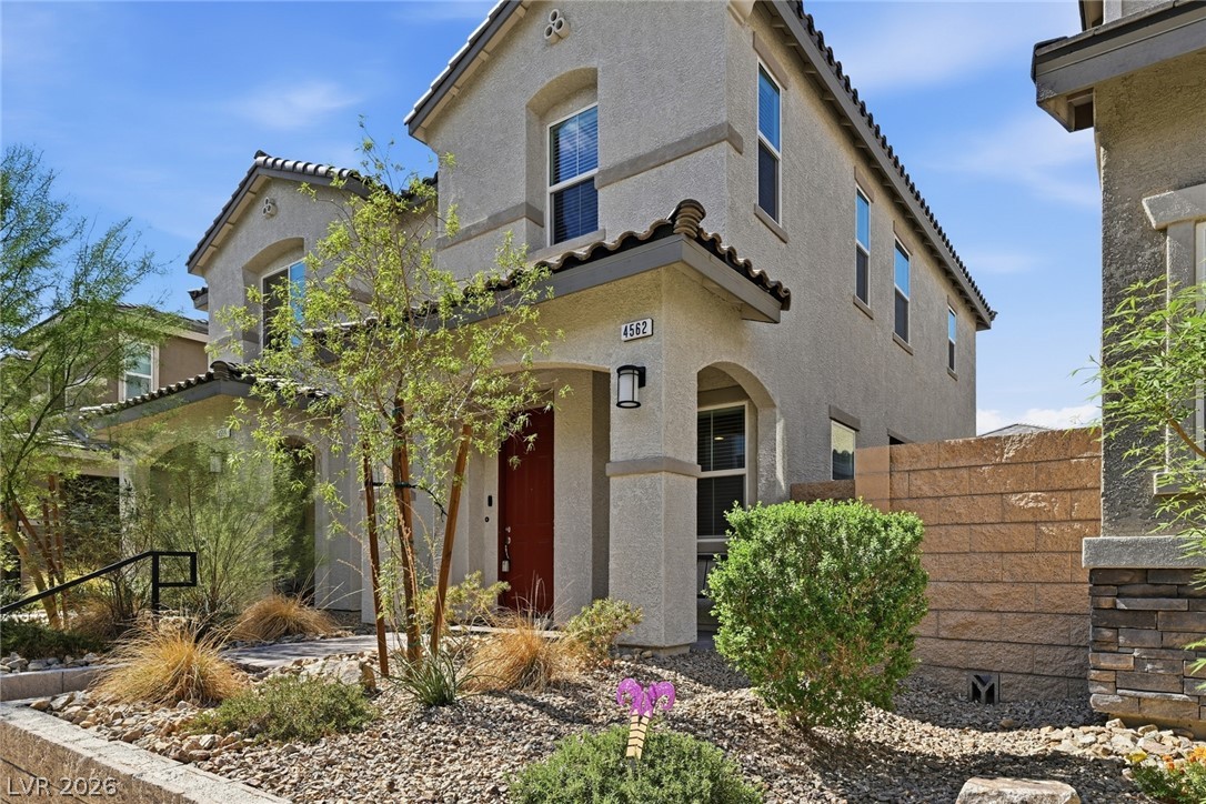 4562 Queens Hill Street North Las Vegas NV 89031