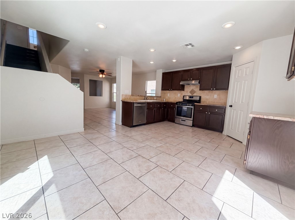 7274 Pine Barrens Street Las Vegas NV 89148
