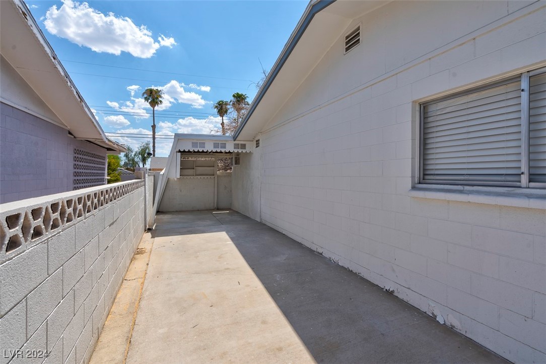 4313 El Conlon Avenue Las Vegas NV 89102