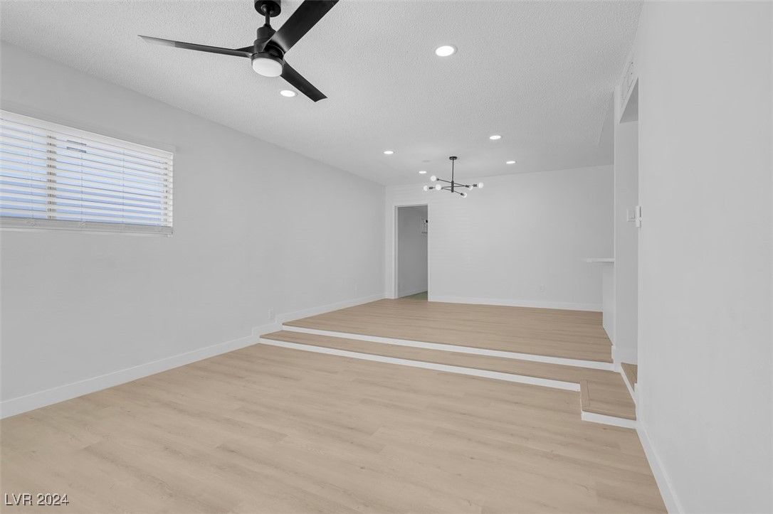 4313 El Conlon Avenue Las Vegas NV 89102
