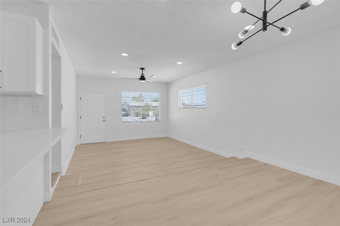 4313 El Conlon Avenue Las Vegas NV 89102
