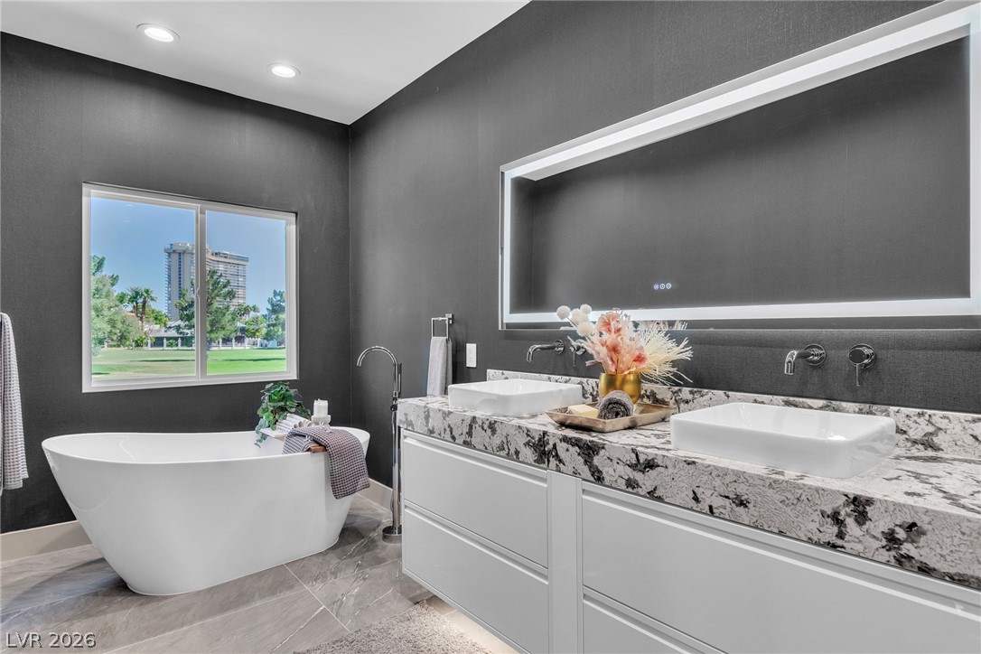 2861 Queens Courtyard Drive Las Vegas NV 89109
