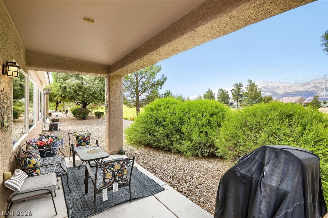 2304 Carrier Dove Way North Las Vegas NV 89084