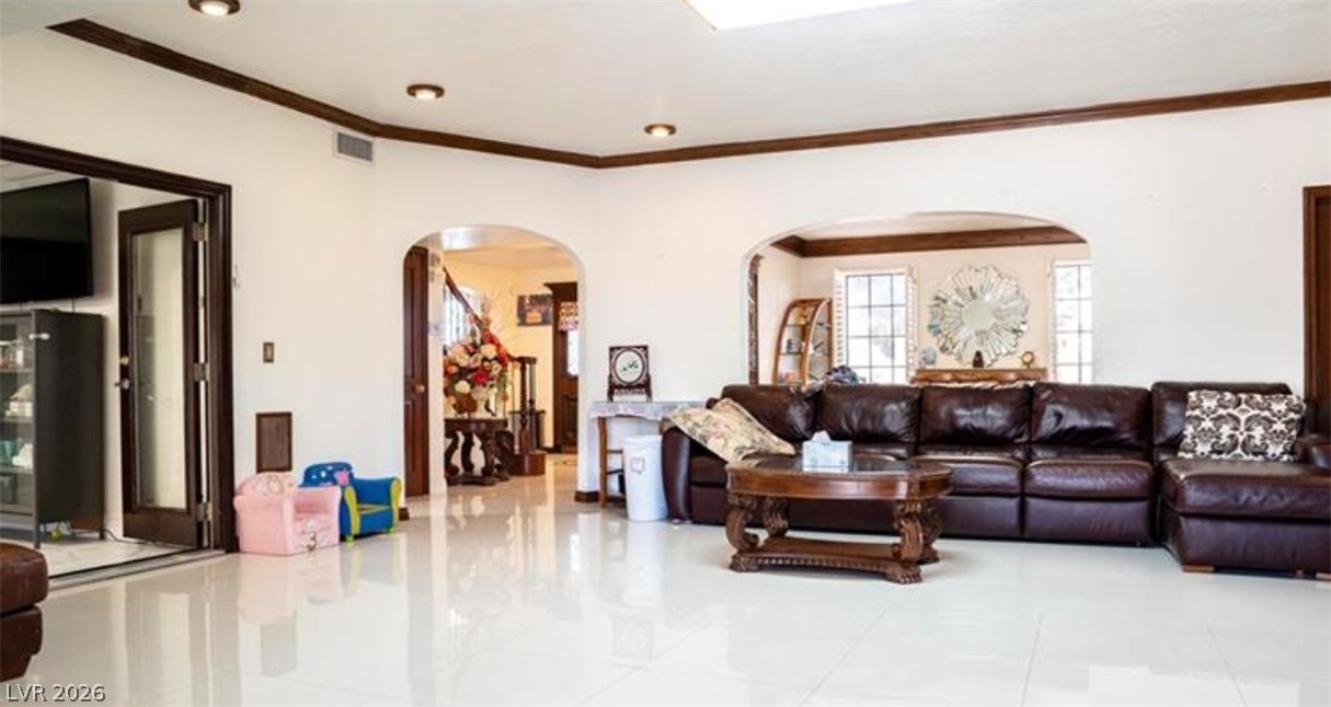 3265 Rosanna Street Las Vegas NV 89117
