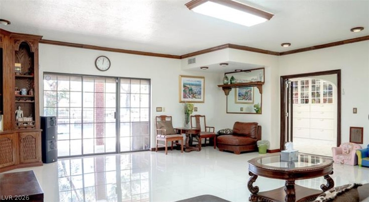 3265 Rosanna Street Las Vegas NV 89117