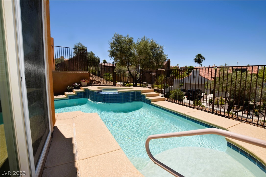 1213 Via Casa Palermo Henderson NV 89011