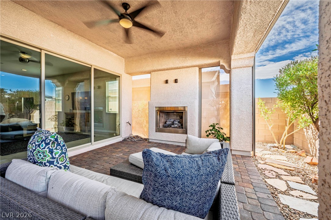 512 Heritage Bridge Avenue Henderson NV 89011