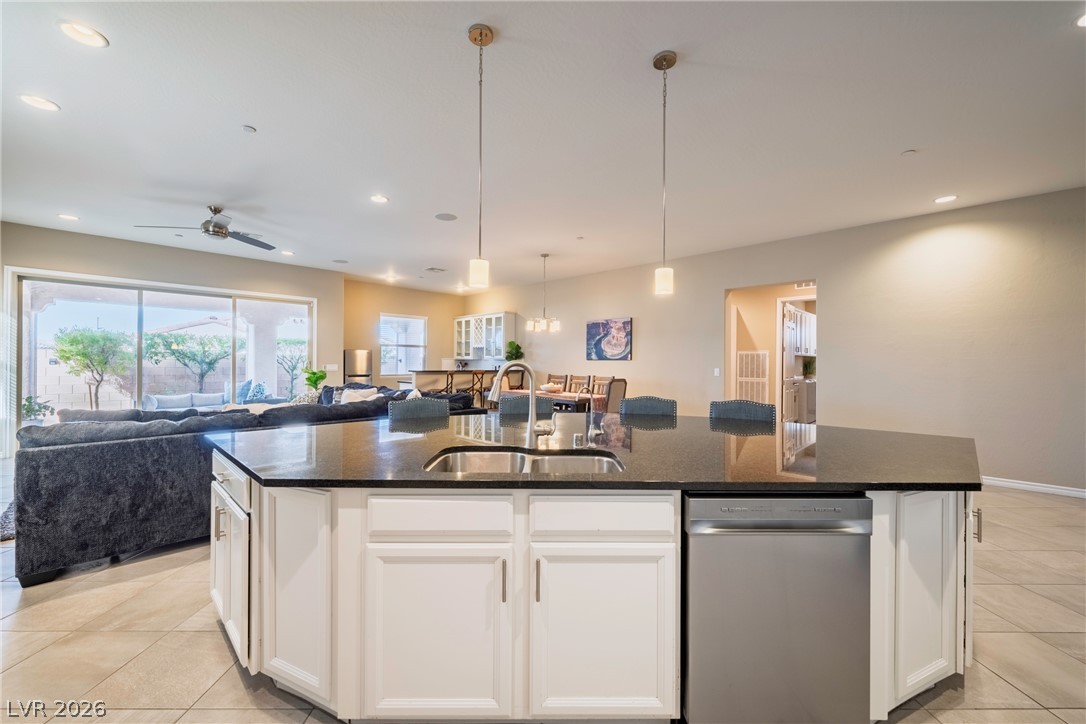 512 Heritage Bridge Avenue Henderson NV 89011