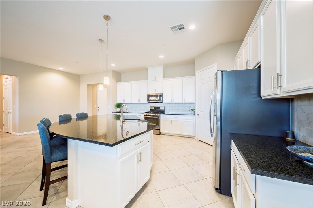 512 Heritage Bridge Avenue Henderson NV 89011