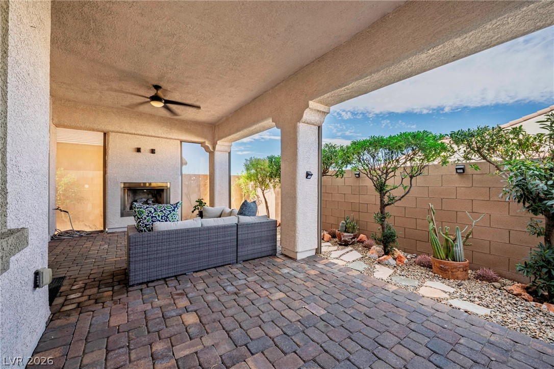 512 Heritage Bridge Avenue Henderson NV 89011