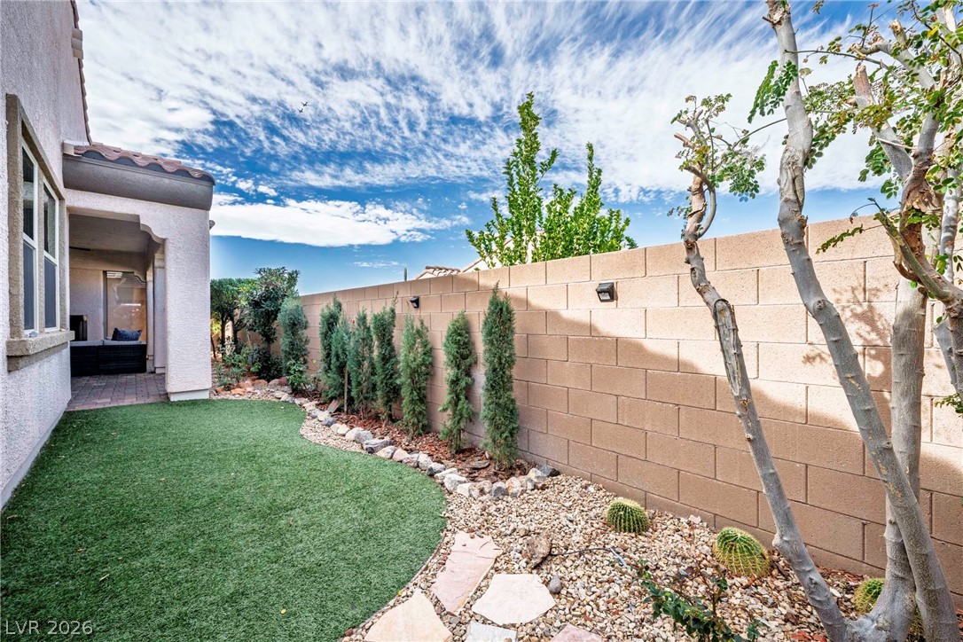512 Heritage Bridge Avenue Henderson NV 89011